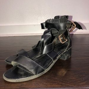 Strap Sandals with gold detailing